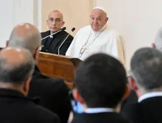 Papa encontra 100 sacerdotes da região central de Roma