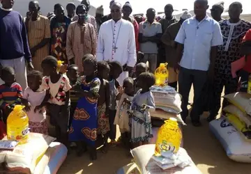 Burkina Faso, o bispo de Dori: "ao sangue dos terroristas respondemos com o amor"