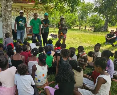 Em Madagascar, escolas verdes para crianças